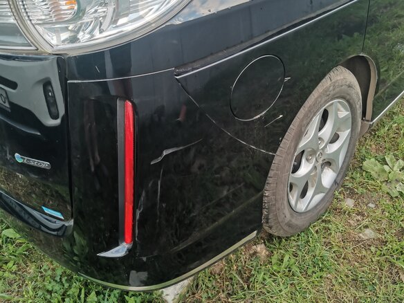 2010 Mazda Biante, чёрный, 1200000 рублей - вид 8