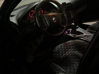 1998 BMW 5 серии 520i IV (E39), чёрный, 550000 рублей, вид 3