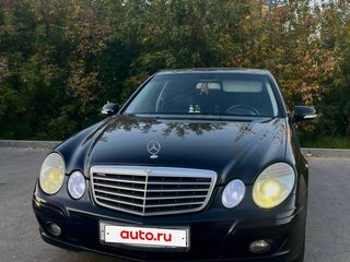 2008 Mercedes-Benz E-Класс 200 III (W211, S211) Рестайлинг, чёрный, 1100000 рублей, вид 2