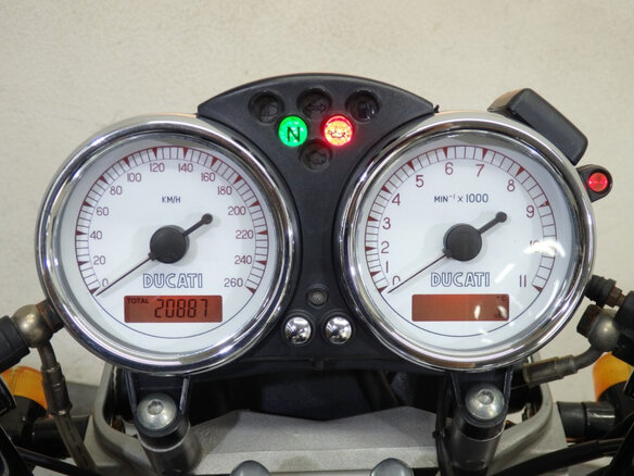2010 Ducati GT1000, чёрный, 750000 рублей - вид 7