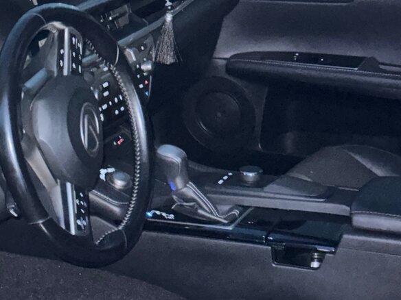 2017 Lexus ES 250 VI Рестайлинг, чёрный, 3000000 рублей - вид 10