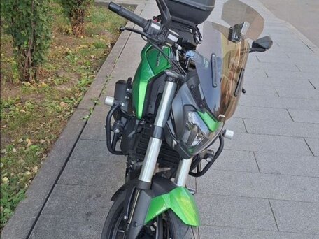 2021 Bajaj Dominar 400, зелёный, 368000 рублей, вид 3