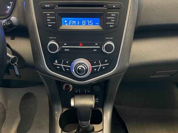 2017 Lifan X60 I Рестайлинг 2, серебристый, 720000 рублей - вид 17