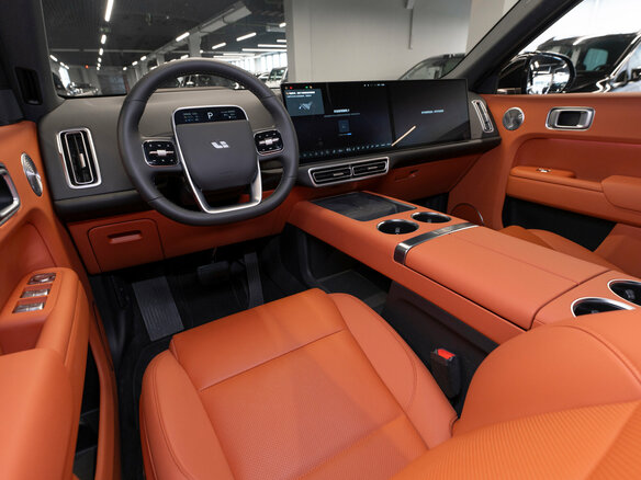 2025 Li Auto (Lixiang) L9 52.3 kWh I Рестайлинг, чёрный, 9200000 рублей - вид 6