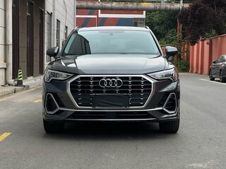 2023 Audi Q3 35 TFSI II (F3), серый, 2710000 рублей, вид 2