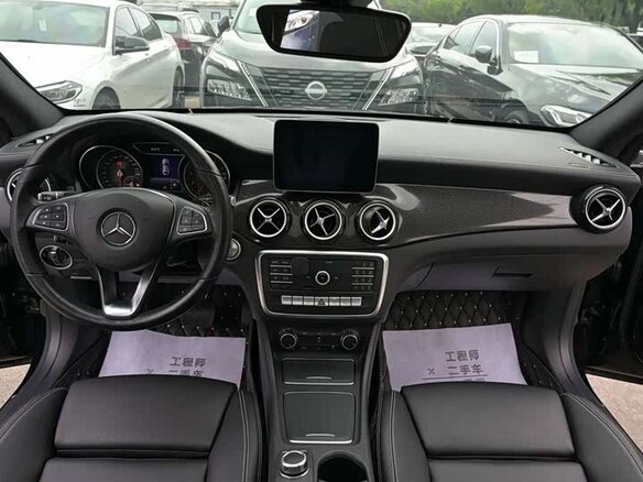 2019 Mercedes-Benz CLA 200 I (C117, X117) Рестайлинг, чёрный, 1520000 рублей - вид 8