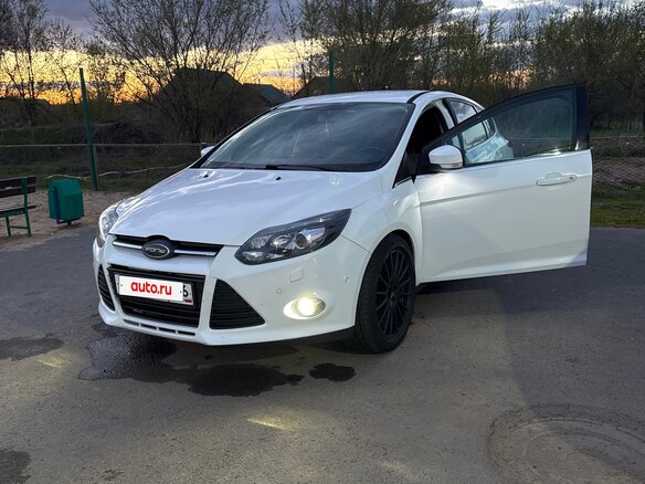 2011 Ford Focus III, белый, 900000 рублей - вид 9