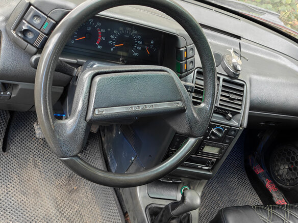 2005 Lada (ВАЗ) 2112, серебристый, 170000 рублей - вид 2