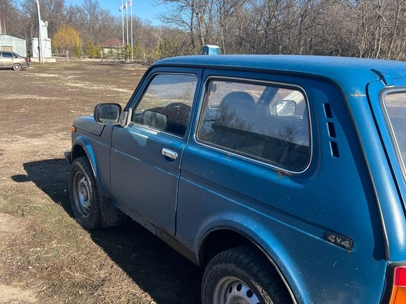 2011 Lada (ВАЗ) 2121 (4x4) I Рестайлинг, синий, 330000 рублей - вид 1