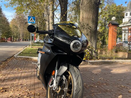 2020 MV Agusta Superveloce 800, чёрный, 2000000 рублей, вид 5
