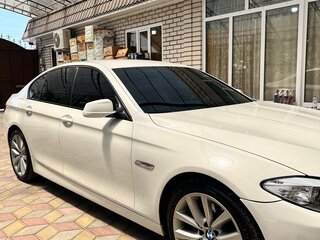 2011 BMW 5 серии 520d VI (F10/F11/F07), белый, 1590000 рублей, вид 3
