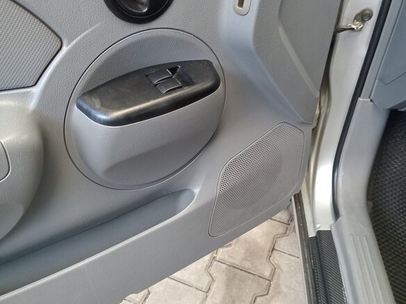 2002 Daewoo Kalos, серебристый - вид 7