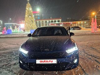 2021 Kia K5 III, синий, 2500000 рублей, вид 2