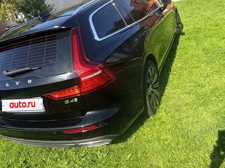 2019 Volvo V60 II, чёрный, 2600000 рублей, вид 4