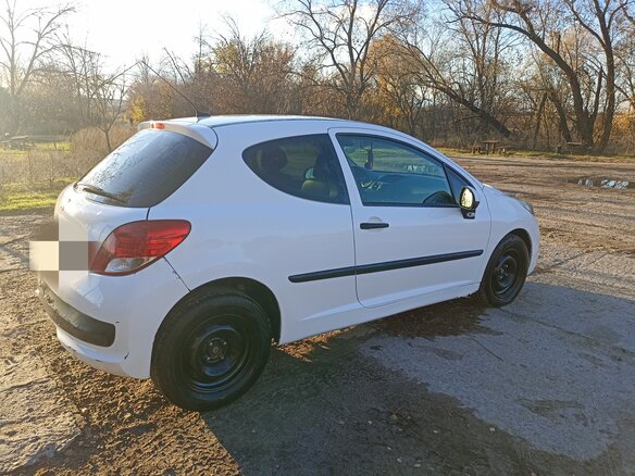 2010 Peugeot 207 I Рестайлинг, белый, 480000 рублей - вид 3