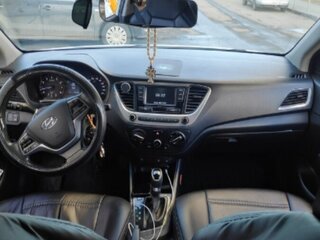 2018 Hyundai Solaris II, белый, 830000 рублей, вид 5