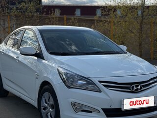 2016 Hyundai Solaris I Рестайлинг, белый, 805000 рублей, вид 4