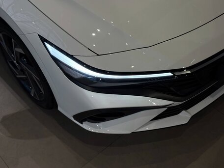2026 Hyundai Elantra VII (CN7) Рестайлинг, белый, 2090000 рублей, вид 5