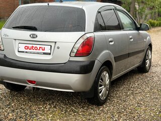 2006 Kia Rio II, серебристый, 410000 рублей, вид 4