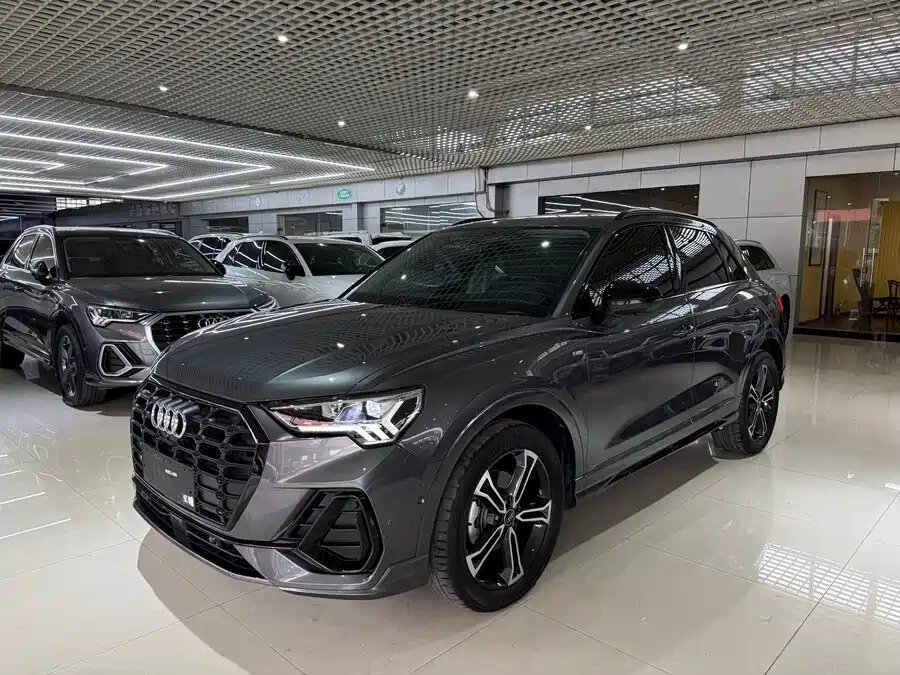 Открыть фотографии: Audi Q3 II (F3)
