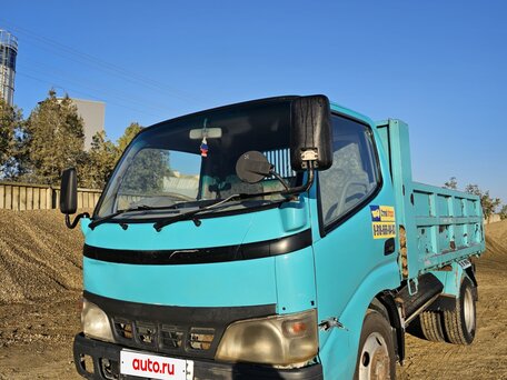 2002 Toyota Dyna, зелёный, 2750000 рублей, вид 1