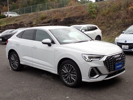Audi Q3 II (F3)