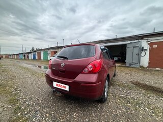 2008 Nissan Tiida I, красный, 430000 рублей, вид 4