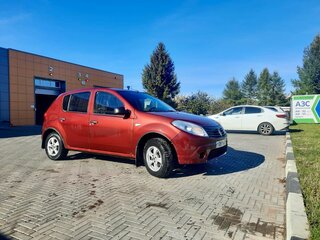 2012 Renault Sandero I, красный, 425000 рублей, вид 4