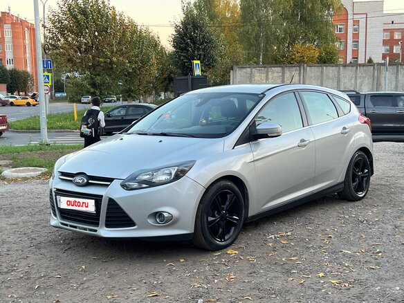 2011 Ford Focus III, серебристый, 697000 рублей