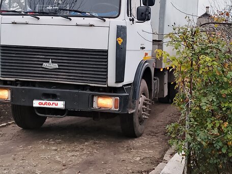 2008 МАЗ 5743, белый, 1300000 рублей, вид 2