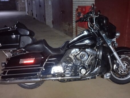 2008 Harley-Davidson Electra Glide, чёрный, 899990 рублей, вид 4