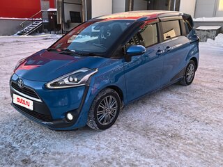 2017 Toyota Sienta II, синий, 1550000 рублей, вид 1