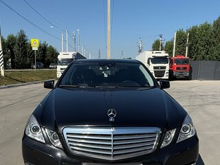 2010 Mercedes-Benz E-Класс 350 IV (W212, S212, C207), чёрный, 1490000 рублей, вид 3