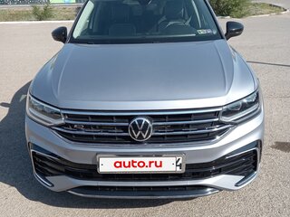2022 Volkswagen Tiguan Allspace II Рестайлинг, серебристый, 2400000 рублей, вид 1