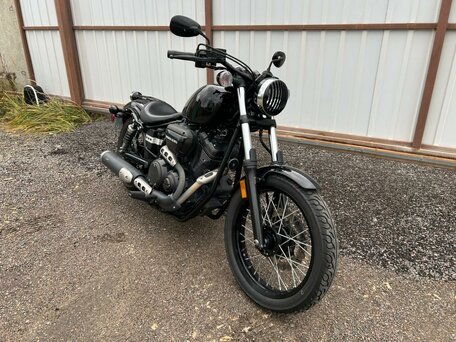 2019 Yamaha XV950 Bolt, чёрный, 690000 рублей, вид 4