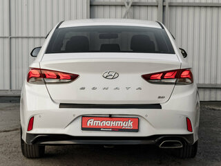 2018 Hyundai Sonata VII (LF) Рестайлинг, белый, 1735000 рублей, вид 5