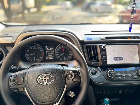 2018 Toyota RAV4 IV (XA40) Рестайлинг, белый, 2399000 рублей - вид 7