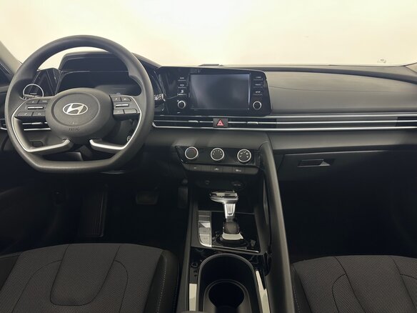 2024 Hyundai Elantra N Line VII (CN7) Рестайлинг, белый, 2310000 рублей - вид 6