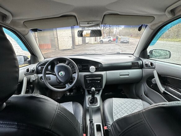 2001 Skoda Octavia I (A4) Рестайлинг, зелёный, 250000 рублей - вид 14