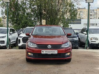 2016 Volkswagen Polo V Рестайлинг, красный, 709000 рублей, вид 2