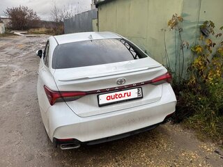 2022 Toyota Avalon V, белый, 4300000 рублей, вид 3