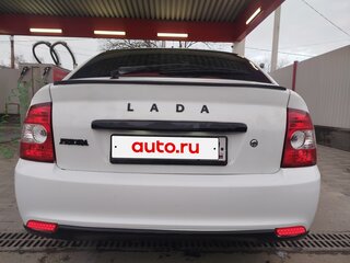 2011 Lada (ВАЗ) Priora I, белый, 320000 рублей, вид 4
