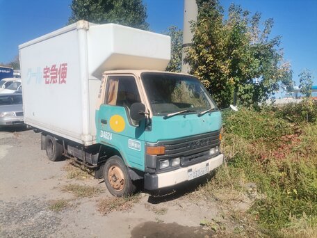 1991 Toyota Dyna, бежевый, 500000 рублей, вид 1