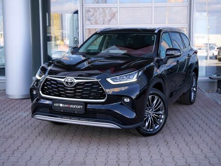Toyota Highlander IV (XU70)