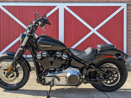 2025 Harley-Davidson Street Bob, чёрный, 2290000 рублей, вид 5