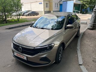 2021 Volkswagen Polo VI, коричневый, 1750000 рублей, вид 3
