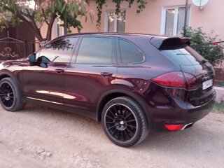 2010 Porsche Cayenne S II (958), фиолетовый, 1750000 рублей, вид 3