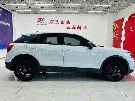 2022 Audi Q2 L 35 TFSI I Рестайлинг, белый, 1999000 рублей, вид 2