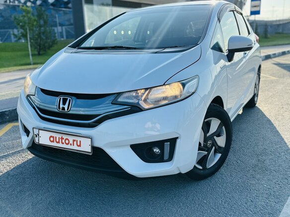 2015 Honda Fit III, белый, 1150000 рублей