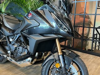 2025 Honda NT1100, чёрный, 2390000 рублей, вид 4